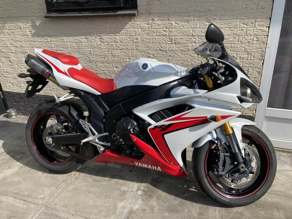 Te koop Yamaha R1 2007, Sportuitlaat, Occasion, 4 cilinders, Motorrijbewijs A