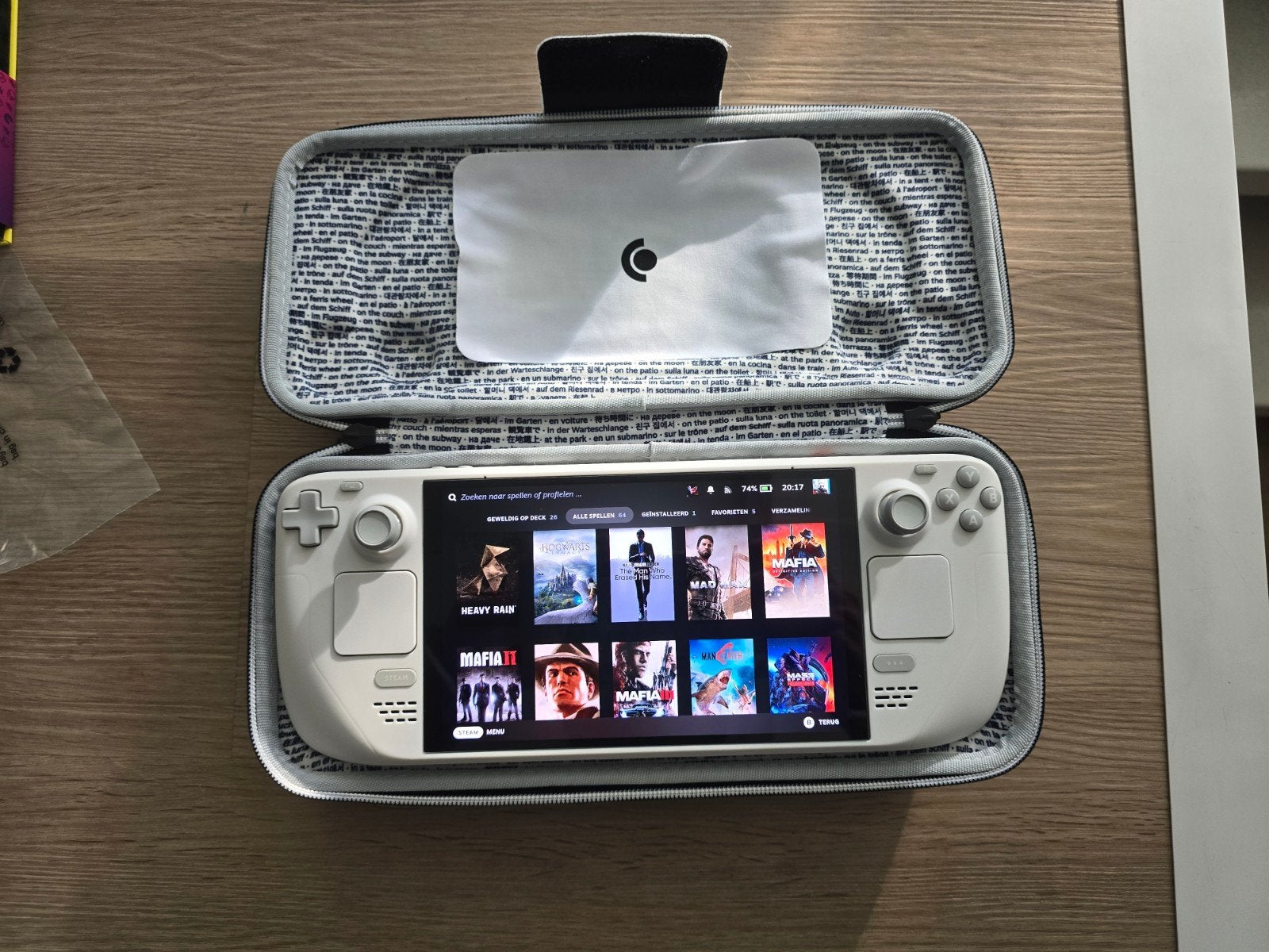 Steam Deck OLED Limited Edition White (1TB) + 1.5TB SanDisk, Ophalen, Valve, Zo goed als nieuw
