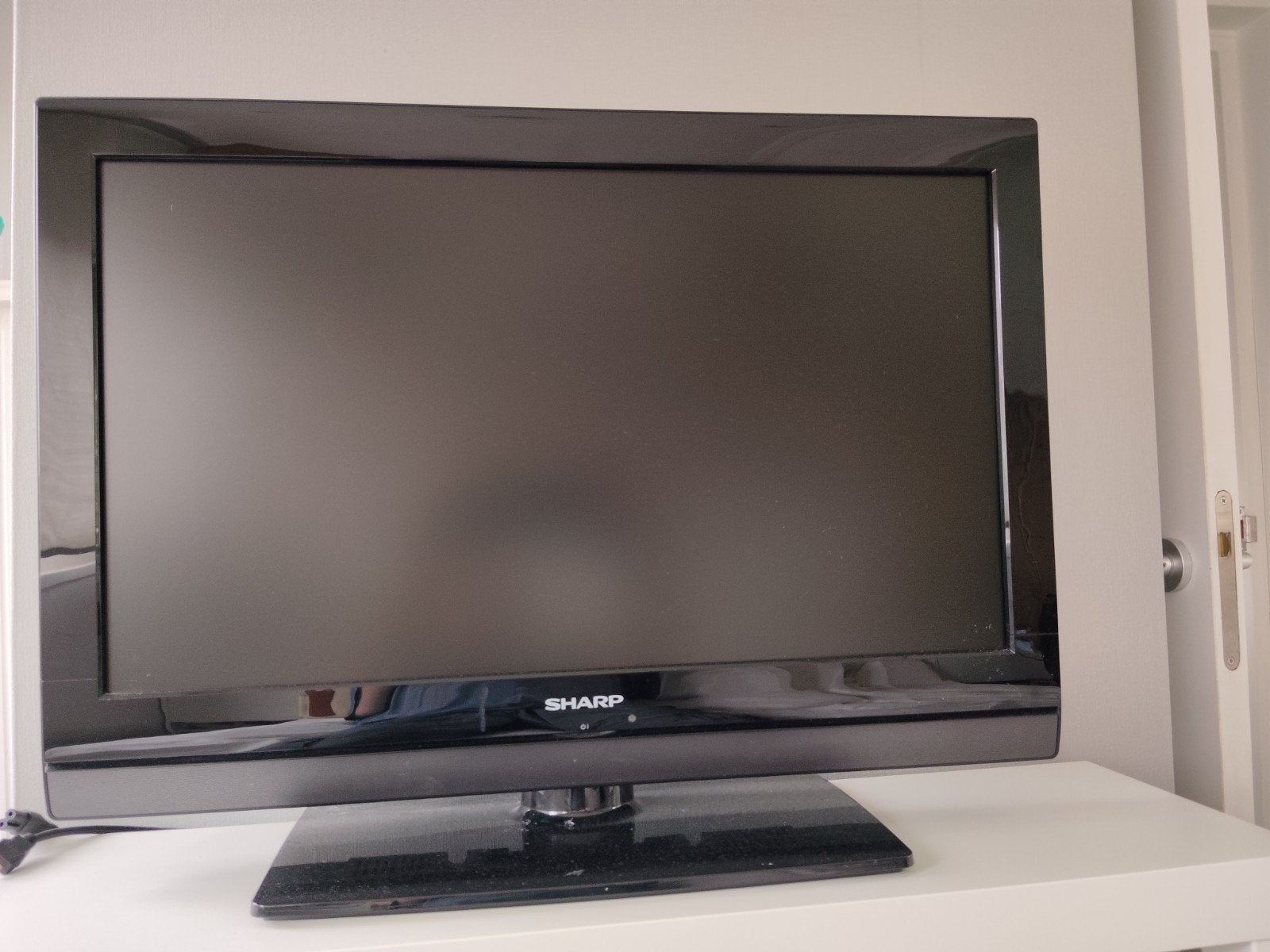 Sharp LCD TV LC-26SH7E-BK - 26 inch HD Ready, Ophalen, Gebruikt, 50 Hz, Sharp