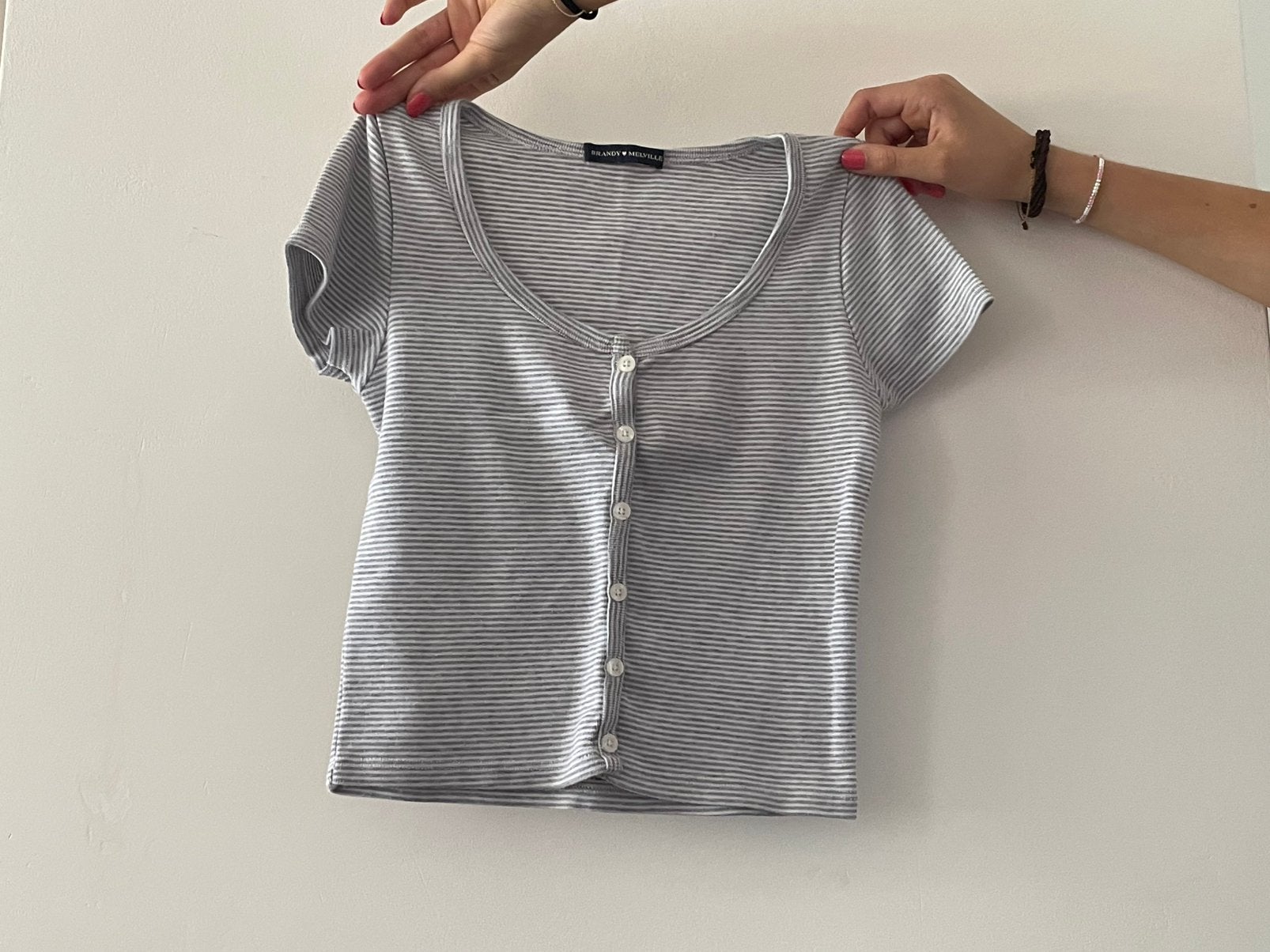 2 shirtjes van Brandy Melville, one size, Ophalen of Verzenden, Zo goed als nieuw, Korte mouw, Maat 36 (S)