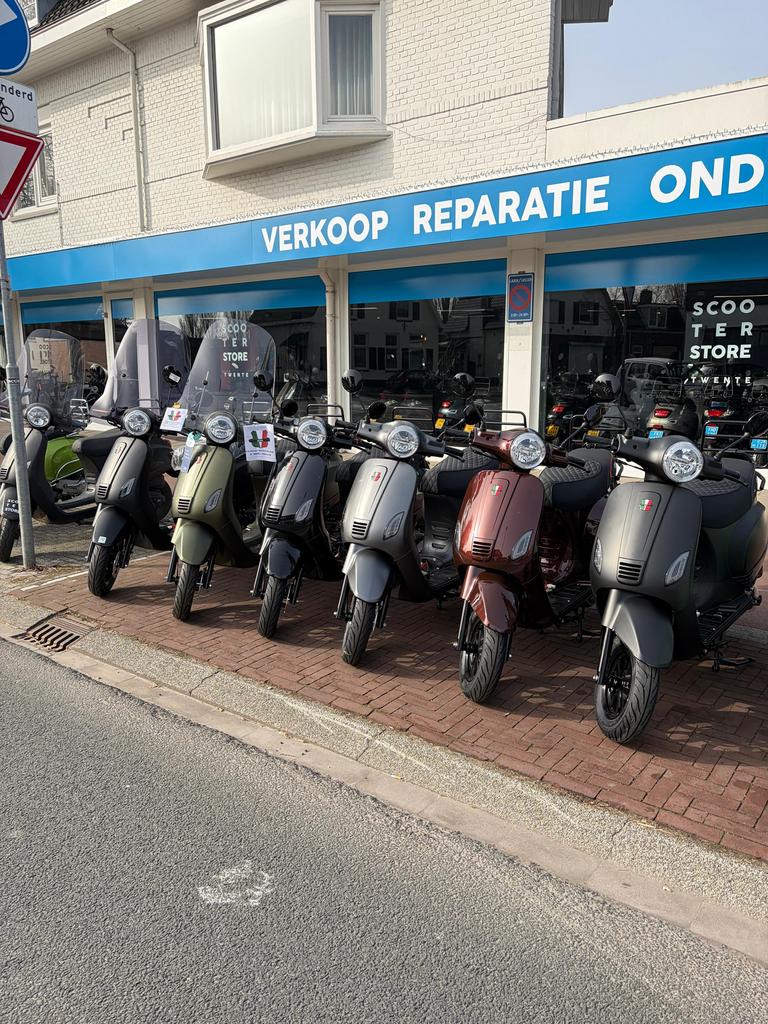🇮🇹NIEUWE GTS SCOOTERS🇮🇹 25&45 km 3jaar GARANTIE, Ophalen of Verzenden, Nieuw, Benzine, Overige merken