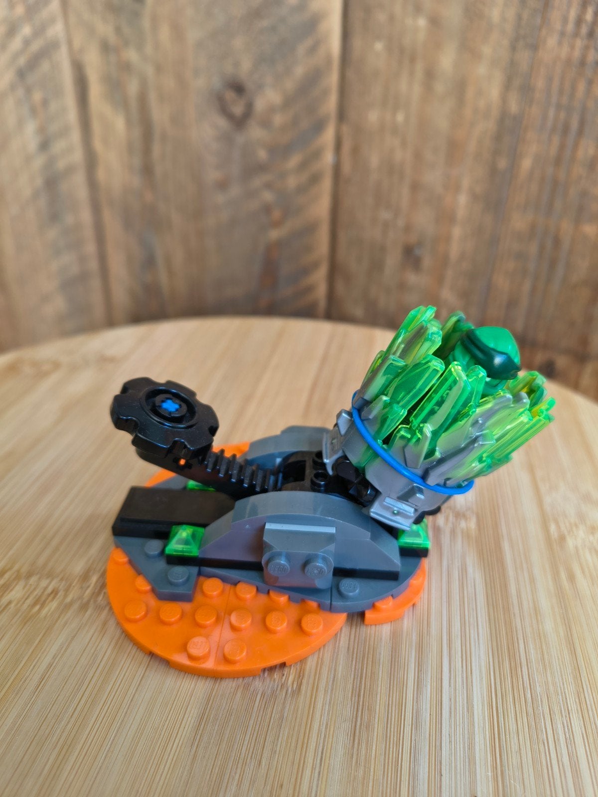 LEGO Ninjago 70687 Spinjitzu Burst Lloyd - Compleet met boek, Lego, Ophalen of Verzenden, Zo goed als nieuw, Compleet