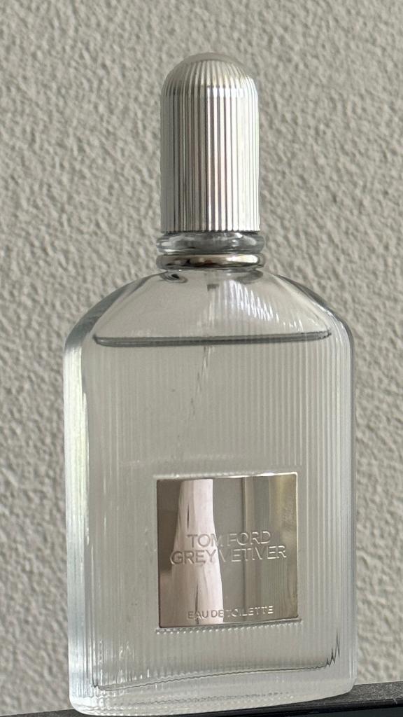 Tom ford Grey vetiver, Sieraden, Tassen en Uiterlijk, Uiterlijk | Parfum, Ophalen of Verzenden, Zo goed als nieuw