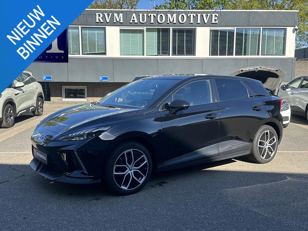 MG MG4 Electric Luxury 64 kWh FABR. GARANTIE t/m 02-2031/150, Achterwielaandrijving, Gebruikt, 1675 kg, Leder en Stof