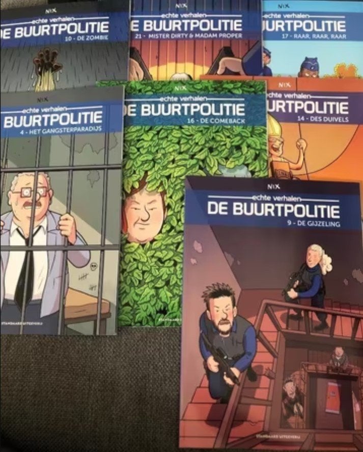 Raar dirty zombie comeback 7x de buurtpolitie nix w6, Meerdere stripboeken, Ophalen of Verzenden, Zo goed als nieuw