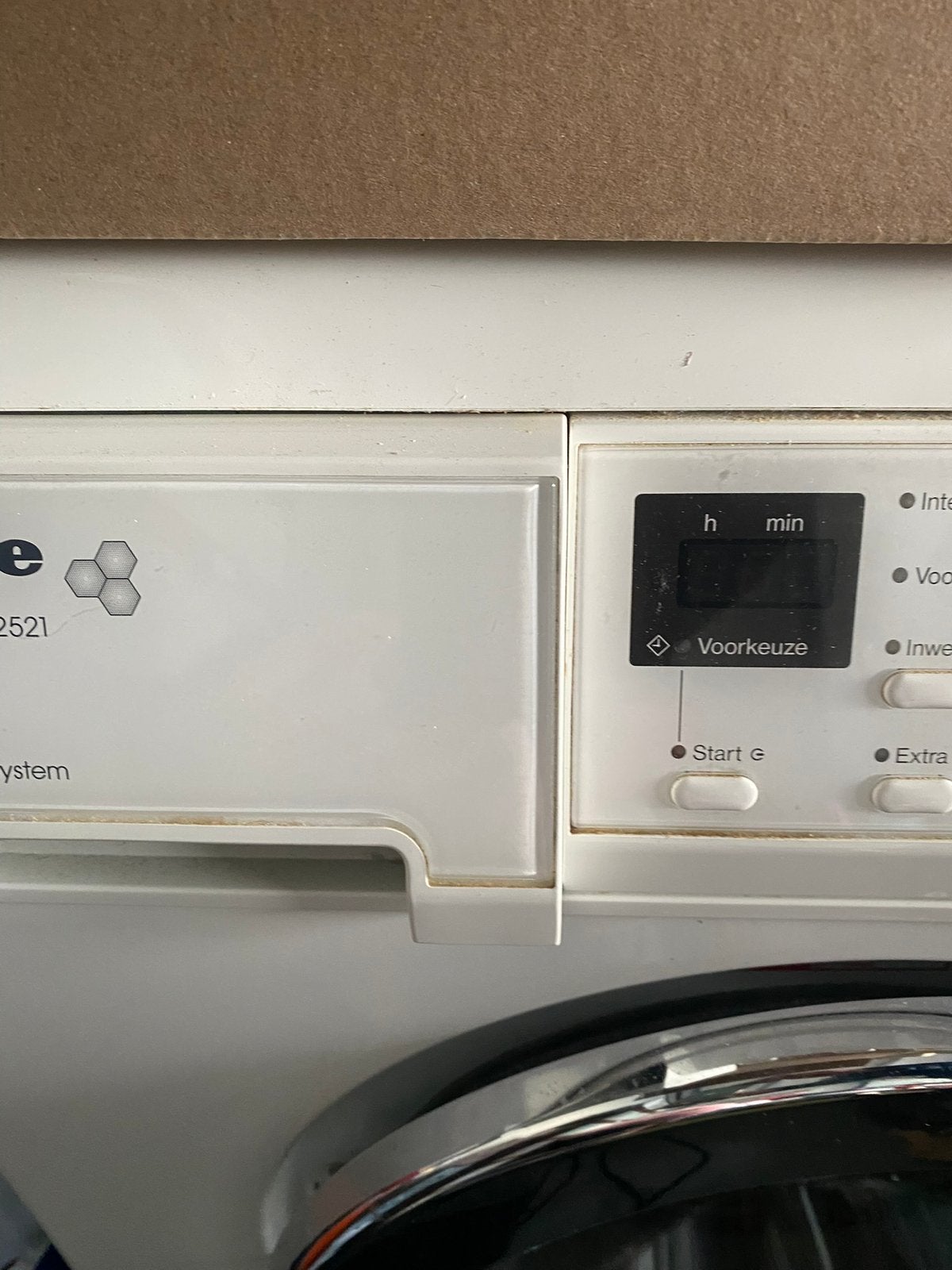 Miele wasmachine w2521, Ophalen, 1200 tot 1600 toeren, 4 tot 6 kg, Zo goed als nieuw