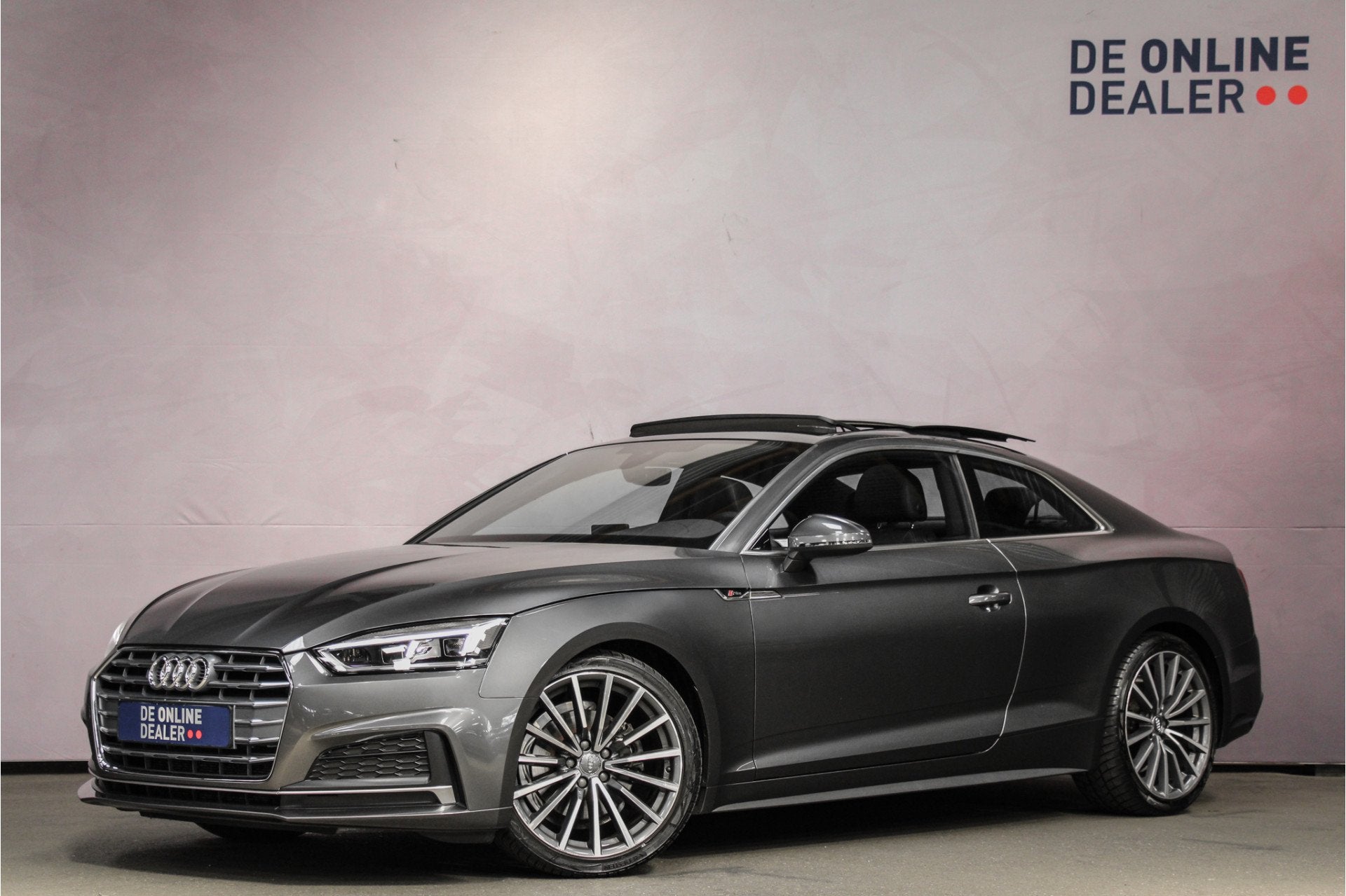 Audi A5 Coupé 150PK AUT S-Line Edition |Pano|Carplay|Stoelv, 730 kg, Gebruikt, Euro 6, 150 pk