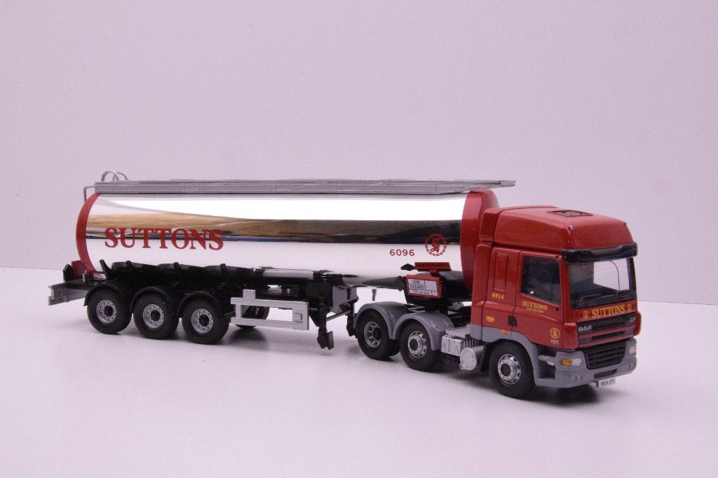 DAF CF  '' Suttons Group ''  Corgi, Ophalen of Verzenden, Zo goed als nieuw, Bus of Vrachtwagen, Corgi