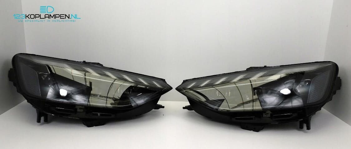 Audi RS4 A4 S4 8W B9 Facelift Matrix Koplamp links rechts, Gebruikt, -, -, -