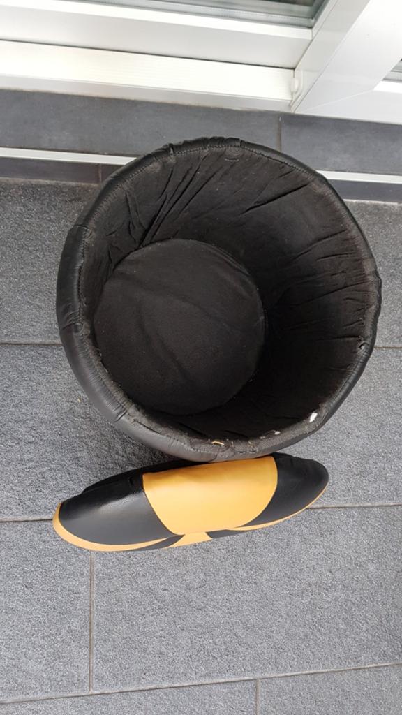 Vintage poef zwart/geel leer, Minder dan 50 cm, Rond, Ophalen of Verzenden, N.v.t