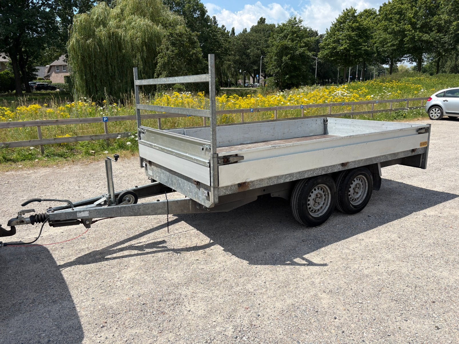 HENRA PLATEAUWAGEN 2700 KG., Ophalen, Gebruikt