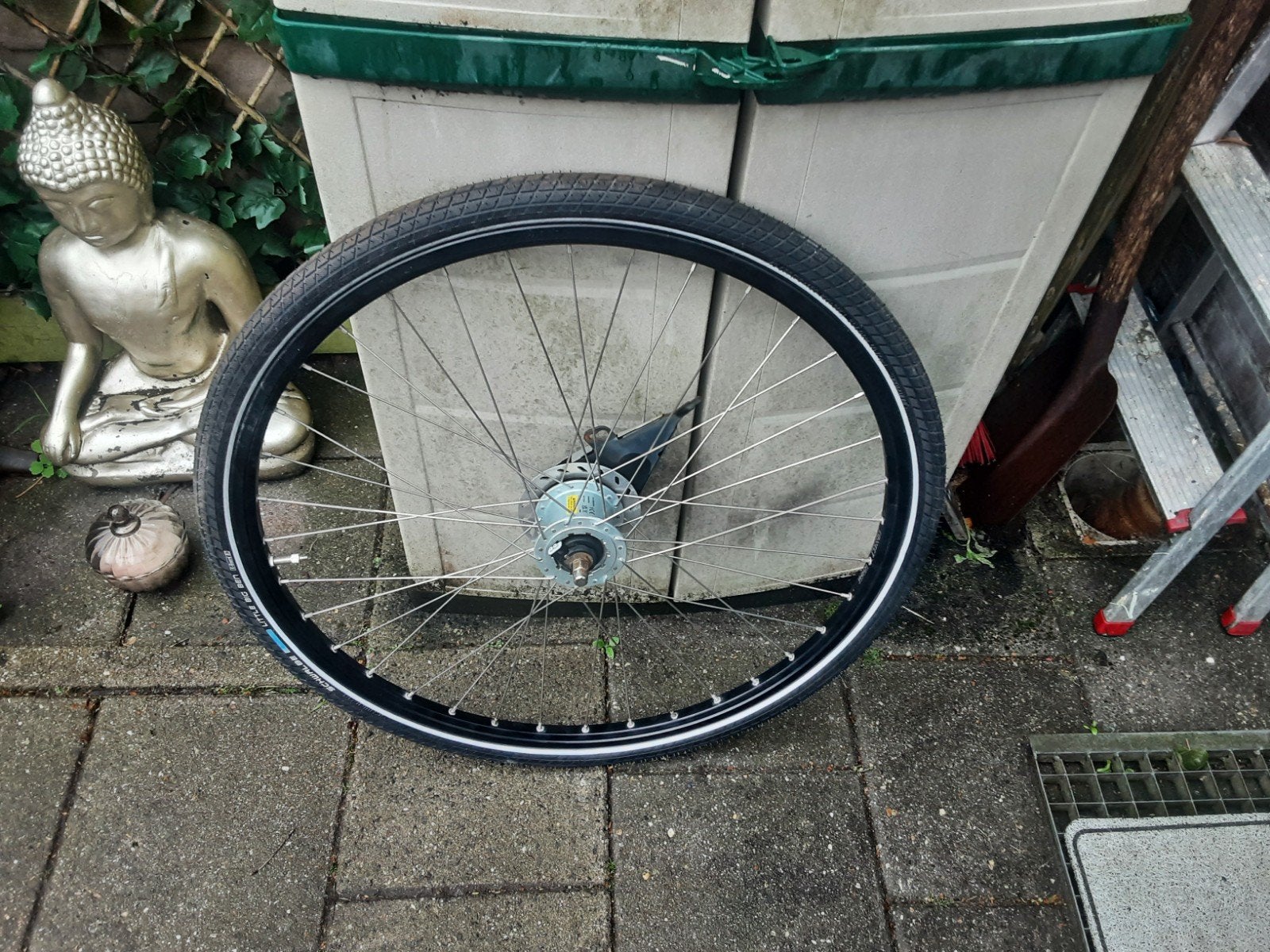 3x 28 inch shimano voorwiel, naafdynamo, rollerbrake rem, Fietsen en Brommers, Ophalen of Verzenden, Zo goed als nieuw, Wiel, Shimano Nexus