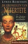 Lynda Robinson-De kronieken vn Nefertite, Ophalen of Verzenden, Zo goed als nieuw