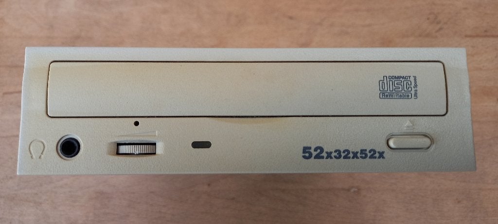 CD-ROM drive LITE-ON LTR-52327S (feb 2004), Computers en Software, Vintage Computers, Ophalen of Verzenden, Lite-On Atheros