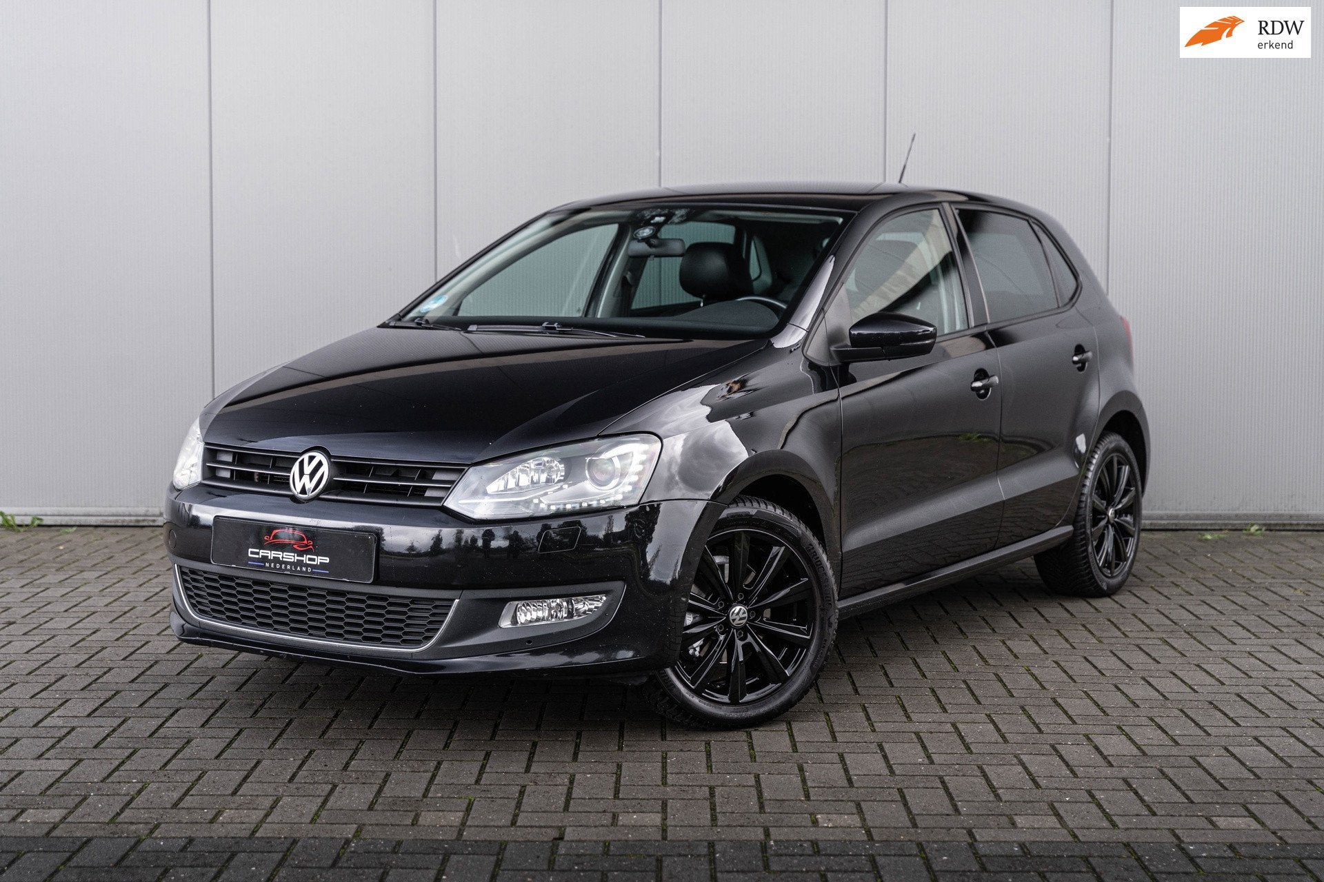Volkswagen Polo 1.2 TSI Highline 105PK LED/CRUISE/STOELVRM, Auto's, Voorwielaandrijving, Gebruikt, Zwart, 4 cilinders