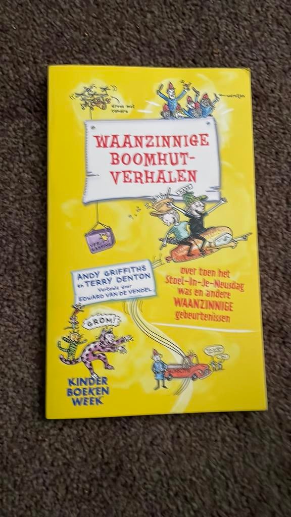 Andy Griffiths - Waanzinnige boomhutverhalen, Ophalen of Verzenden, Zo goed als nieuw, Fictie algemeen, Andy Griffiths