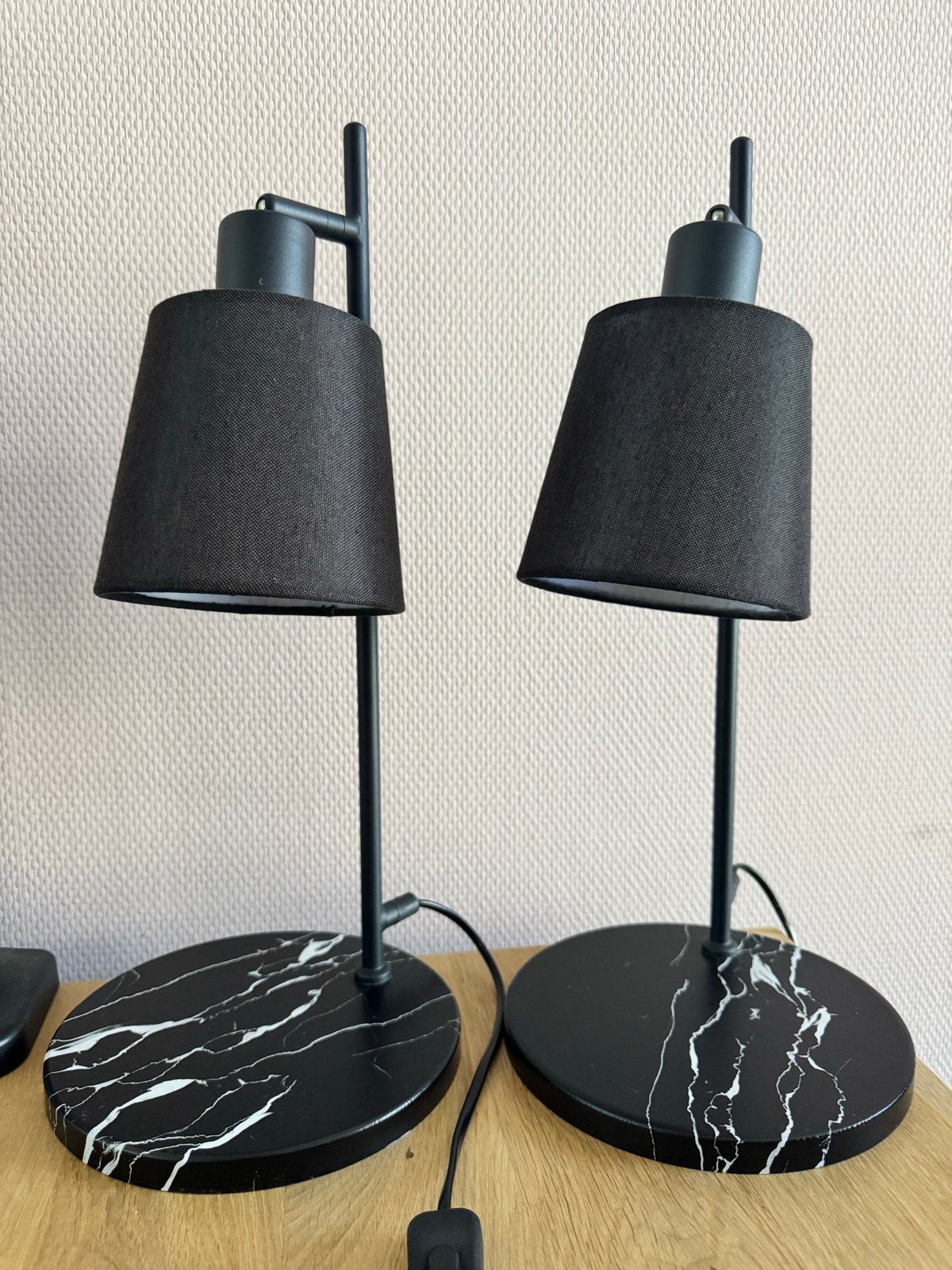 Set van 2 zwarte nachtlampjes, Ophalen, Nachtlamp, Zwart, Hout