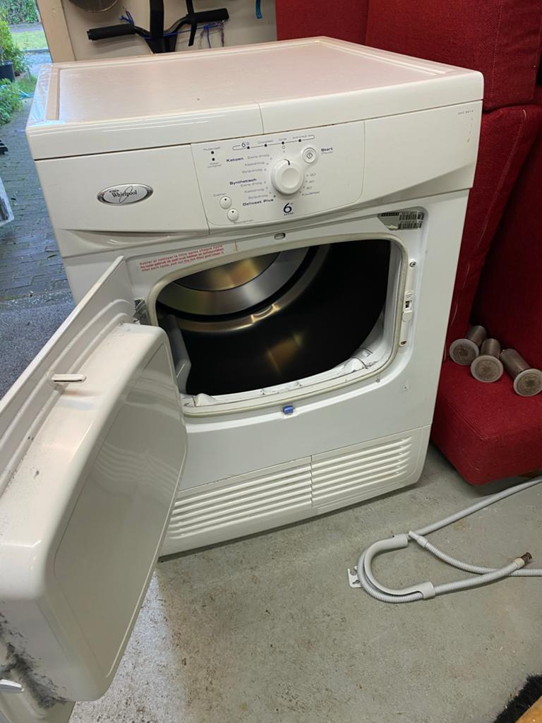 Whirlpool AWZ9814 Condensdroger - 6 kg inhoud, Ophalen, Gebruikt, 4 tot 6 kg, Voorlader
