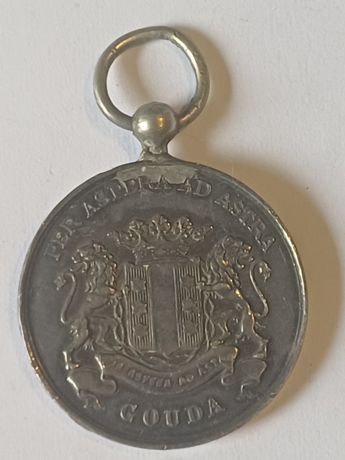 Historische Gouda medaille - Per Aspera Ad Astra, Ophalen, Overige materialen, Nederland