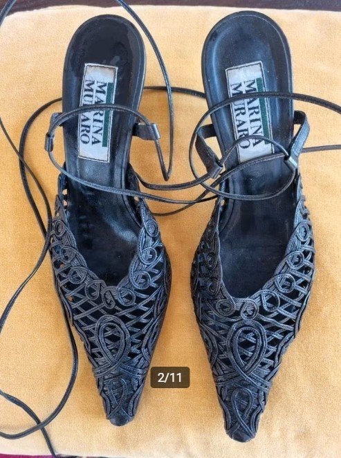 2 paar exclusieve leren zomerschoenen. 1X zwart en 1X zilver, Kleding | Dames, Zwart, Ophalen of Verzenden, Zo goed als nieuw