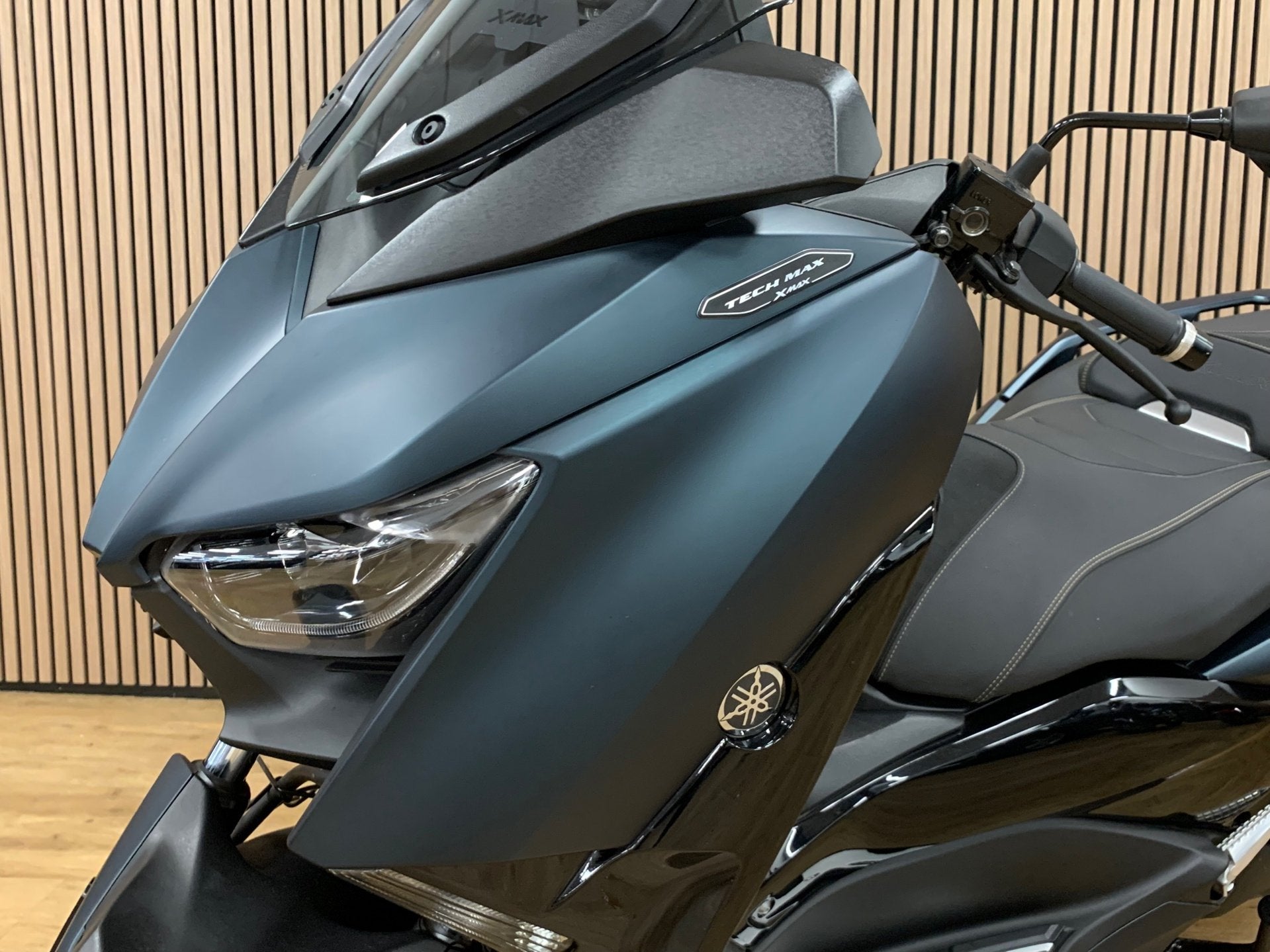 Yamaha Scooter XMAX 300 Tech MAX ABS|4500KM|Nieuwstaat|, Motoren, Motoren | Yamaha, Scooter, 292 cc, Bedrijf, 12 t/m 35 kW