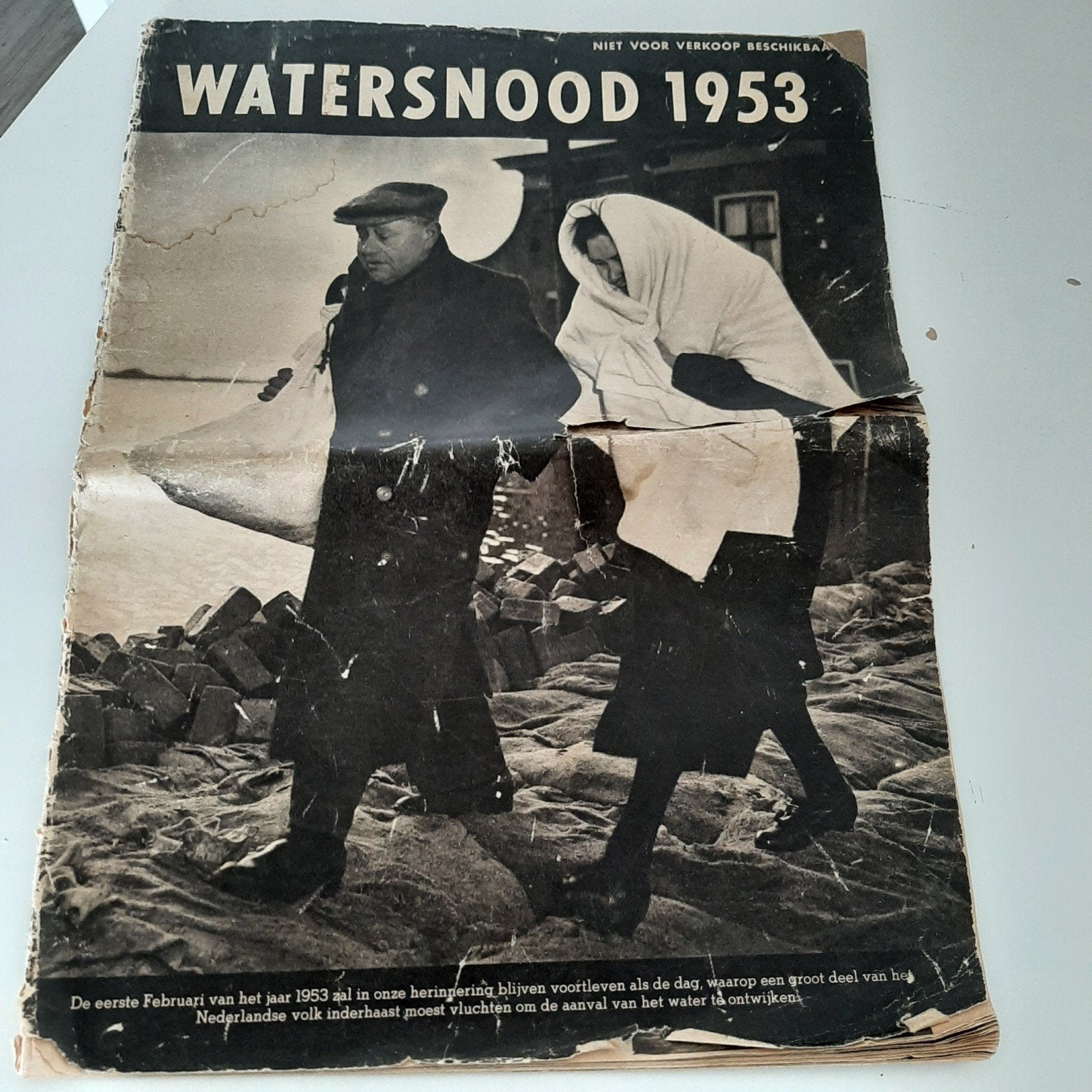 Watersnood 1953 - Historisch krantenartikel  Bieden, Ophalen of Verzenden, Gelezen, Krant