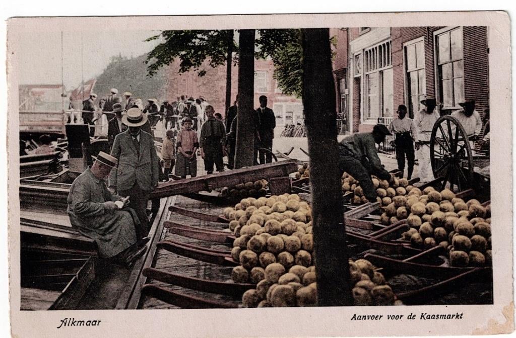 Alkmaar jaren '20. Aanvoer voor de Kaasmarkt., Verzamelen, Ophalen of Verzenden, 1920 tot 1940, Ongelopen, Noord-Holland