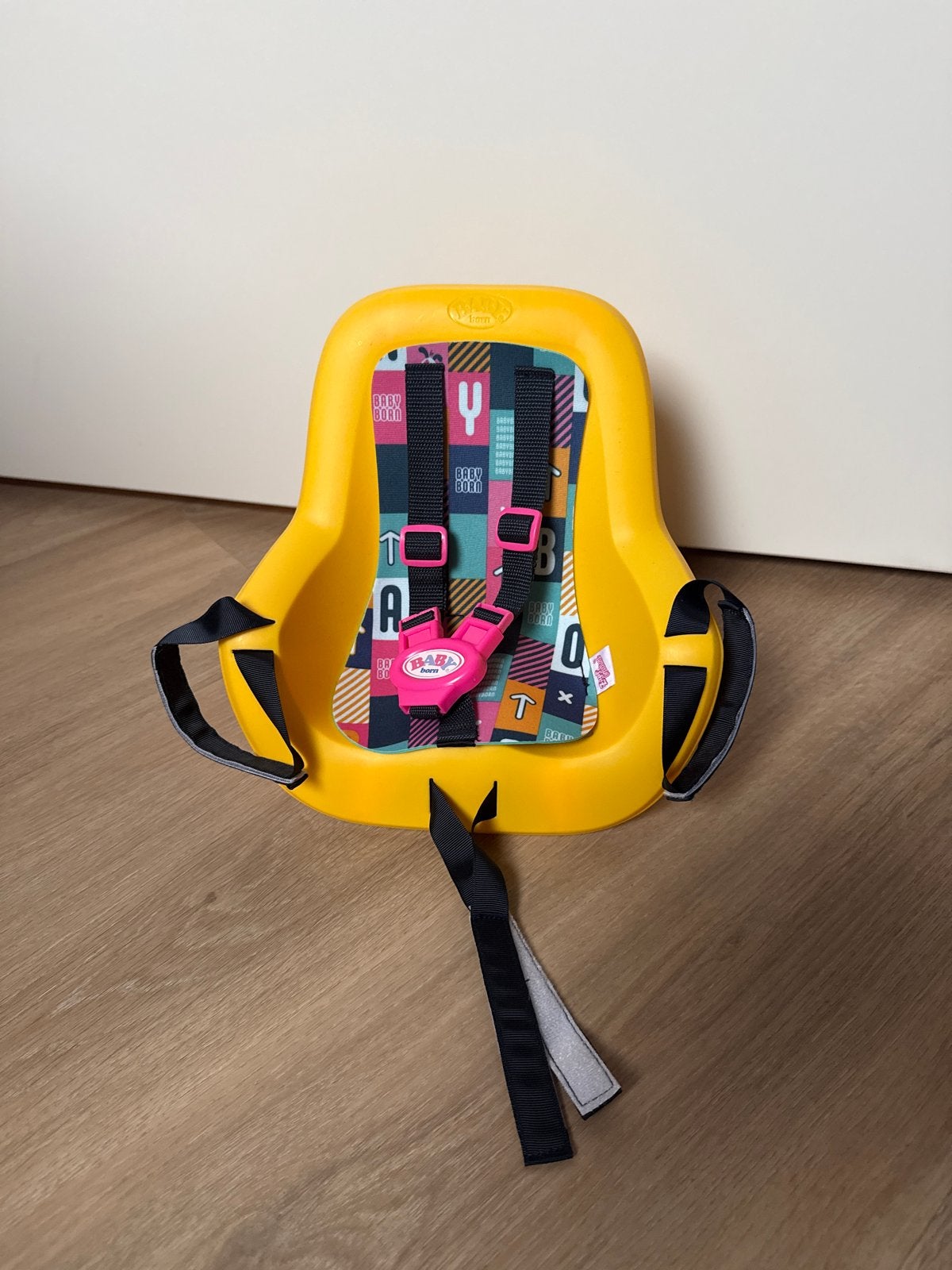 BABY born fietsstoeltje met gordelsysteem - 43 cm, Ophalen, Nieuw, Babypop