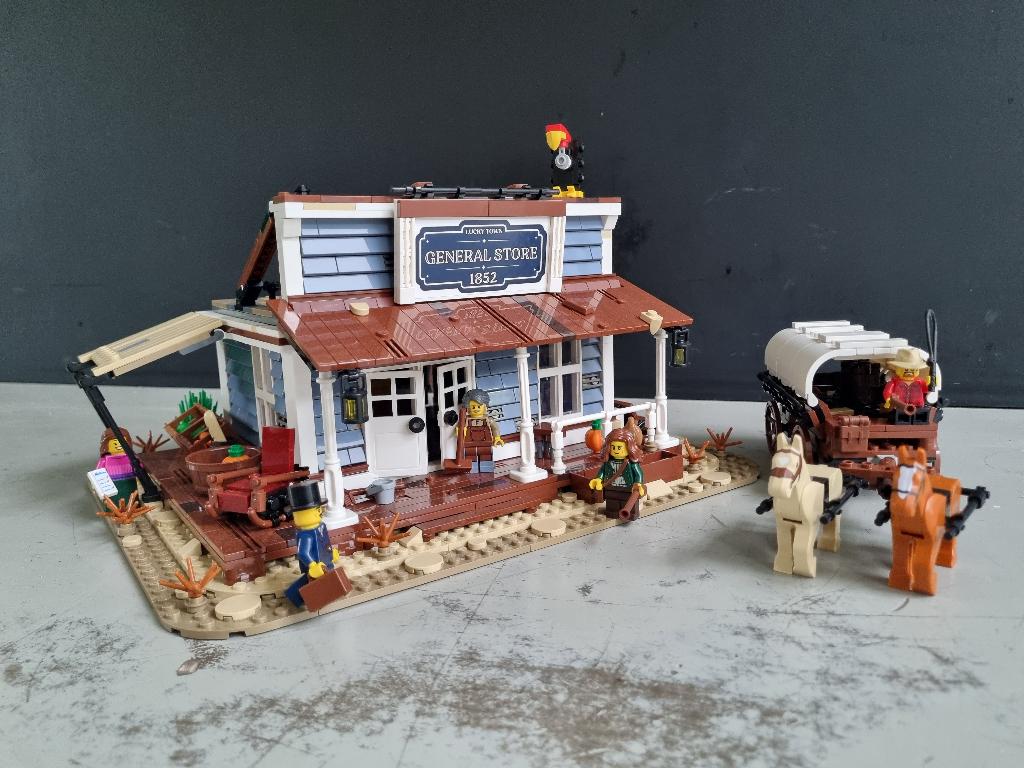 Te huur: Lego General Store Bricklink 910031, Gebruikt, Overige thema's, Lego, Ophalen of Verzenden