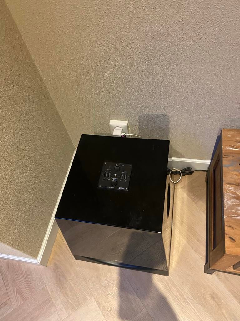 Yamaha NS-SW700 Subwoofer - Krachtige Bass voor Thuisbioscoo, Subwoofer, Zo goed als nieuw, 60 tot 120 watt, Ophalen
