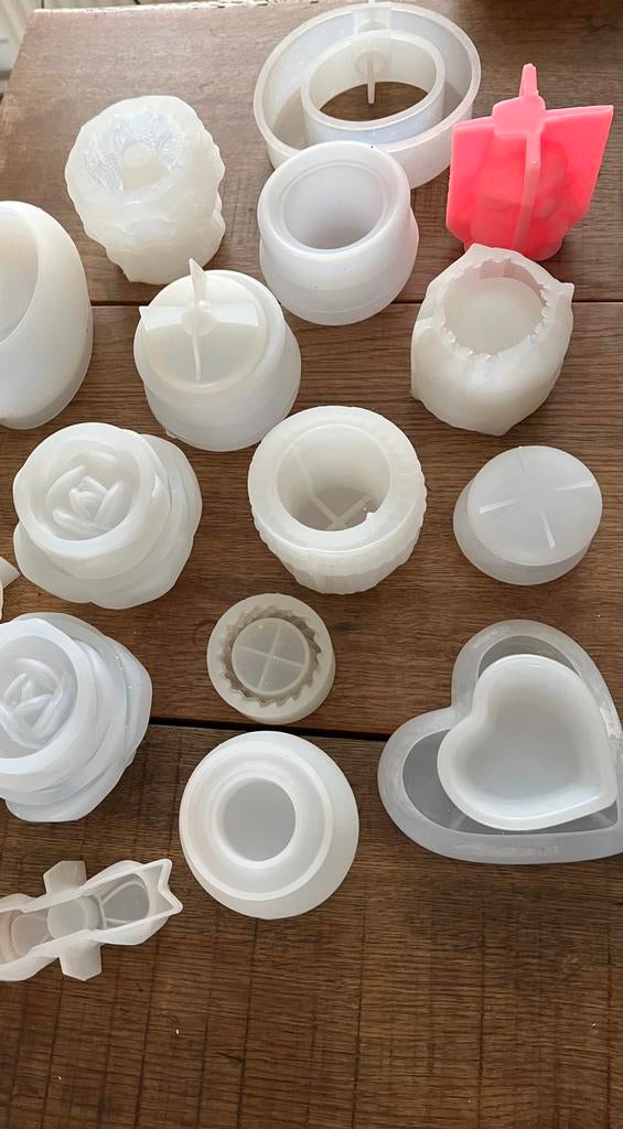 Siliconen mallen epoxy  gips potjes  vaasjes  etc, Hobby en Vrije tijd, Knutselen, Ophalen of Verzenden