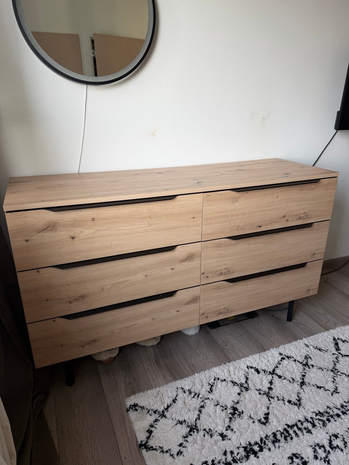 Moderne ladekast met 6 laden versleten eikeneffect en zwart, Huis en Inrichting, Kasten | Ladekasten, Gebruikt, 100 tot 150 cm