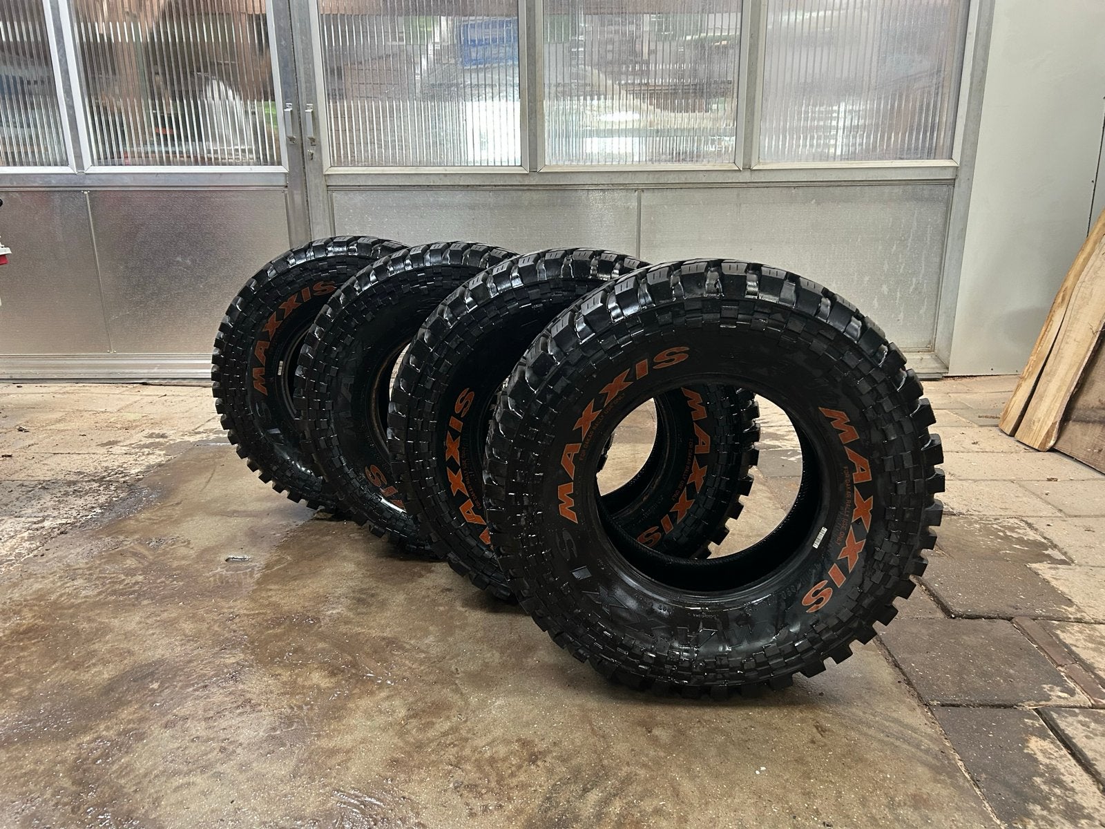 All terrain banden Maxxis Trepador Radial LT, Auto-onderdelen, Banden en Velgen, Ophalen, 15 inch, Overige, Nieuw
