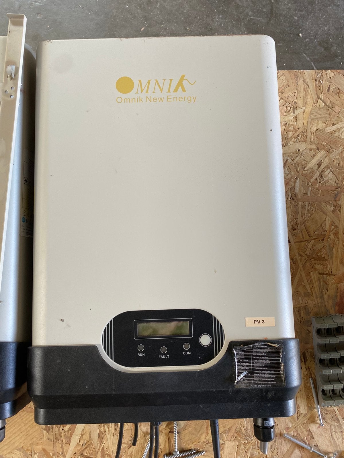 Omvormers zonnepanelen Omnik, Doe-het-zelf en Verbouw, Ophalen, Zo goed als nieuw