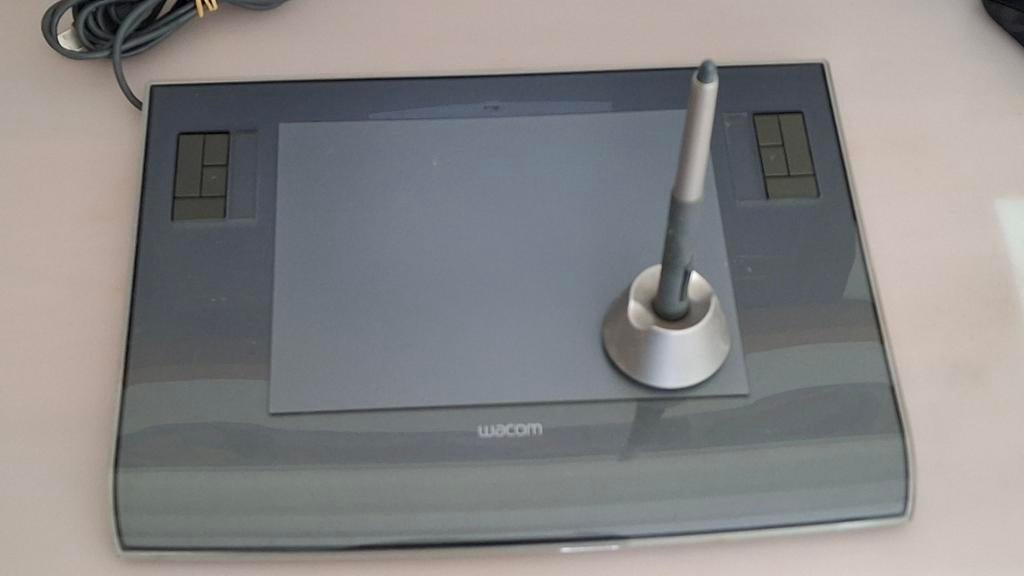 Wacom Intuos Pen Tablet - Teken en Ontwerp Digitaal, Ophalen of Verzenden