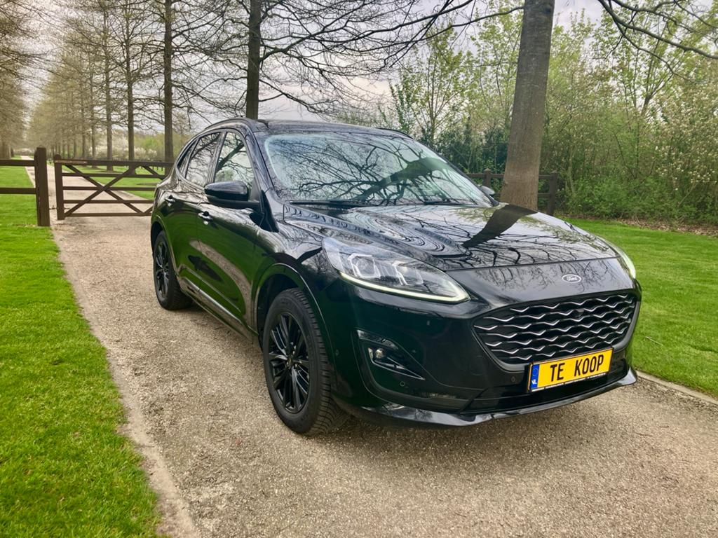 Kuga III Vignale 2.5 PHEV B&O, Hud, trekhaak 59.600km, 4 cilinders, Zwart, Leder, Kuga