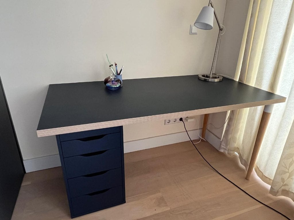 IKEA bureau, Ophalen, 150 cm, Zo goed als nieuw, IKEA