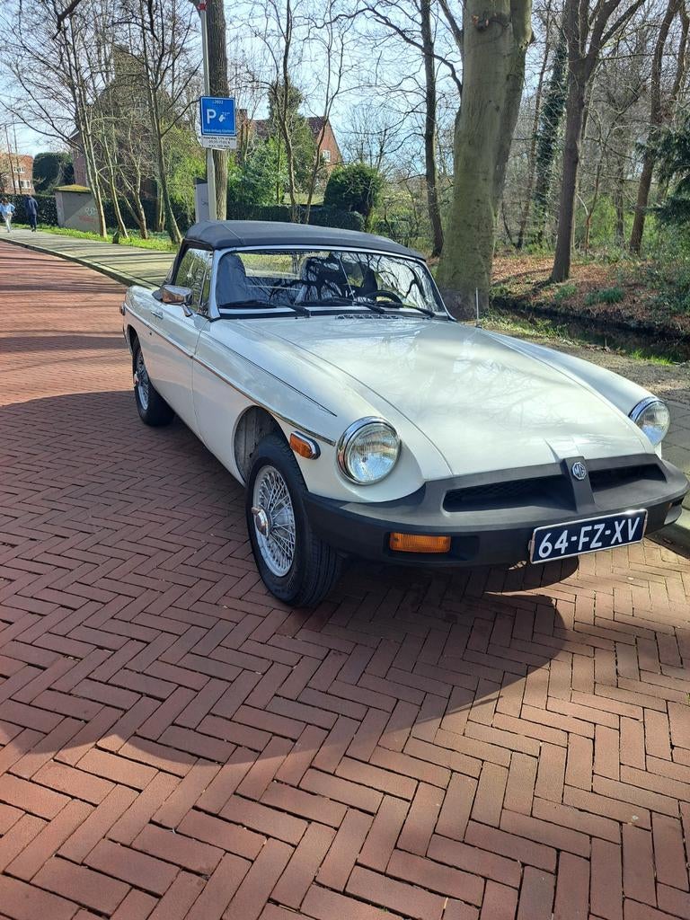 MGB Cabrio 1979 Wit Overdrive, Auto's, MG, B, Zwart, Cabriolet, Wit