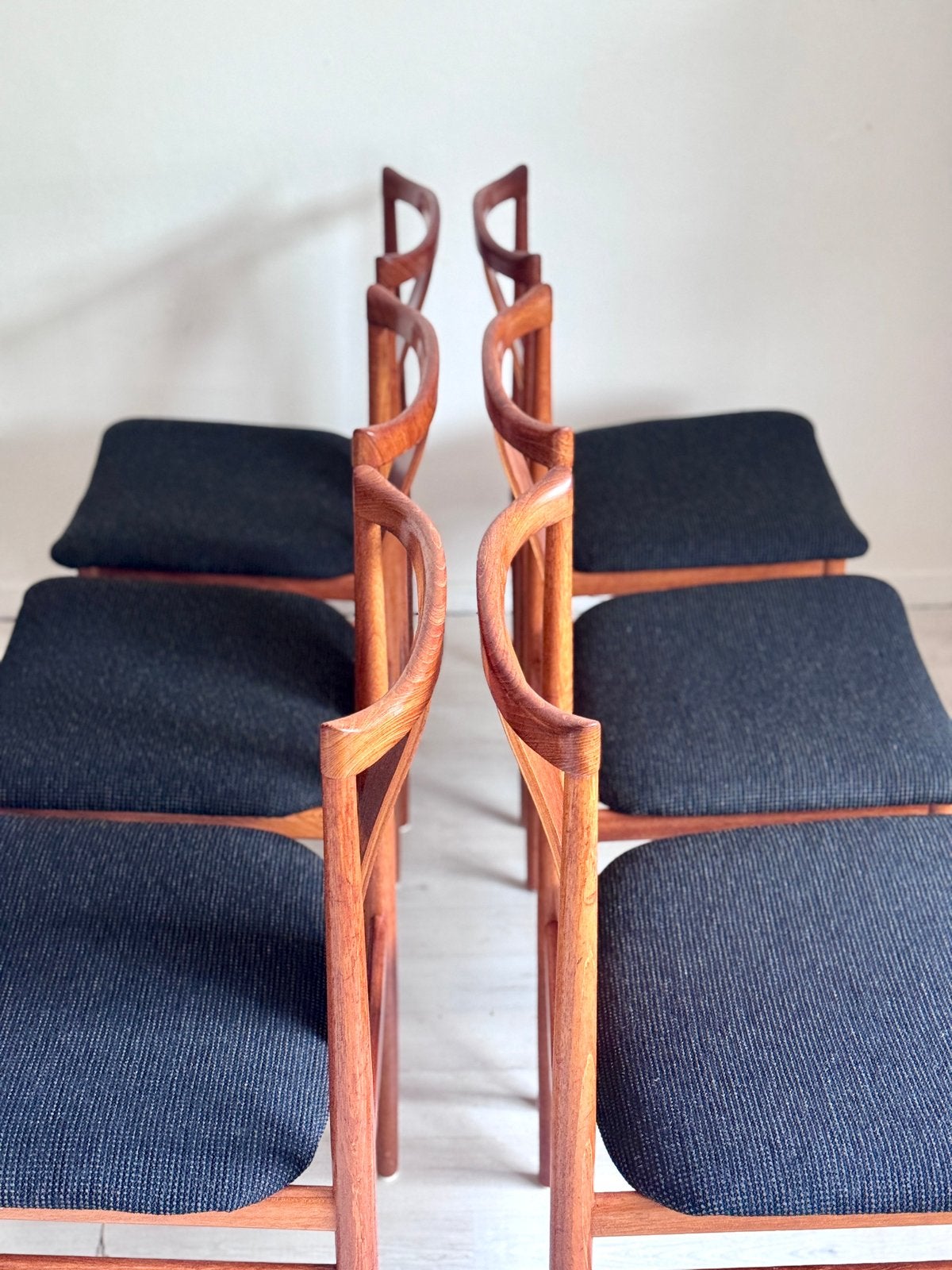 6 Deense vintage midcentury stoelen teak jaren 60, Bruin, Ophalen of Verzenden, Zo goed als nieuw, X