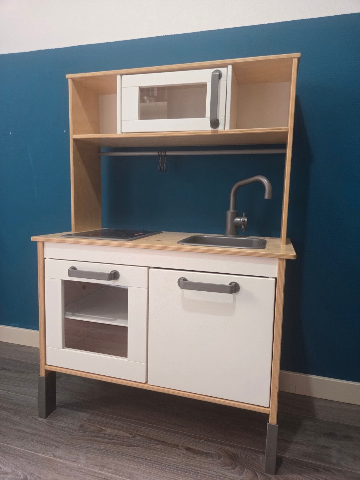Ikea Duktig Speelkeuken met magnetron en kookplaat, Ophalen, Gebruikt, Hout, Speelkeuken
