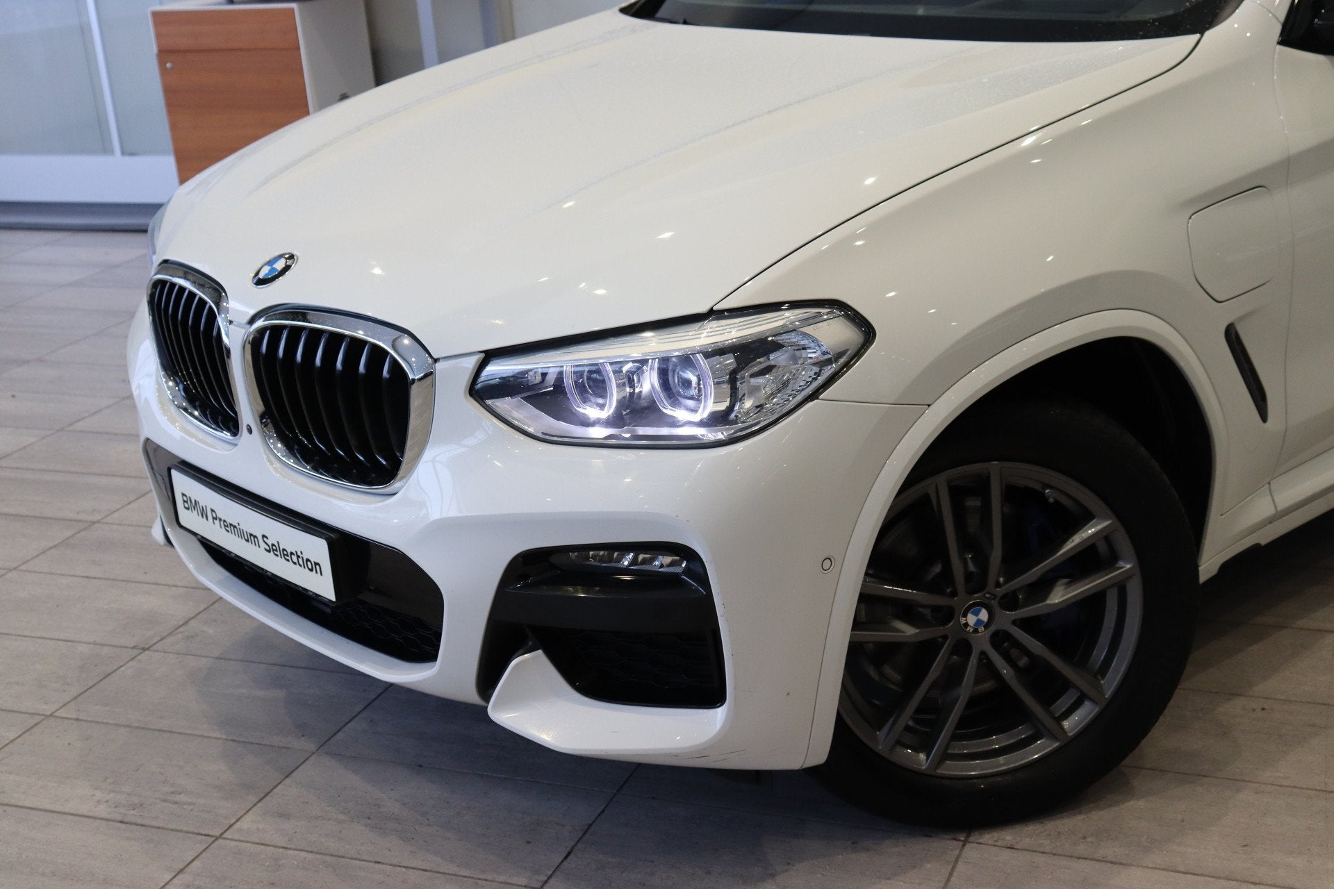 BMW X3 xDrive30e High Executive M Sport Automaat / Panoramad, 1998 cc, Gebruikt, 4 cilinders, Wit