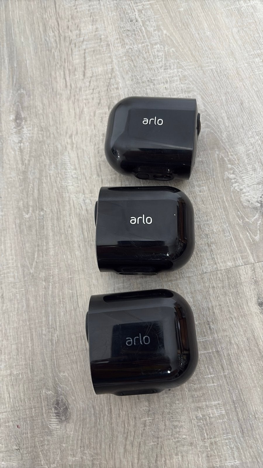 Arlo Ultra VMC5040 Beveiligingscamera Set (3 stuks), Ophalen of Verzenden, Zo goed als nieuw, Buitencamera