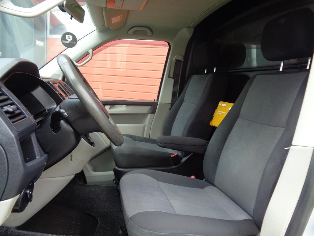 Volkswagen Transporter 2.0 TDI L2H1 Comfortline,Airco,Cruise, Voorwielaandrijving, Euro 5, 15 km/l, Gebruikt