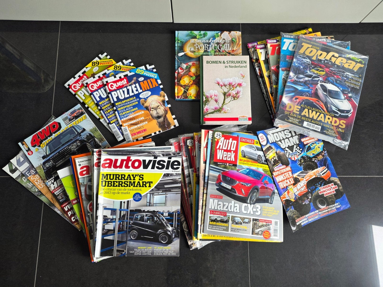 Stapel tijdschriften, Ophalen, Zo goed als nieuw, Overige typen
