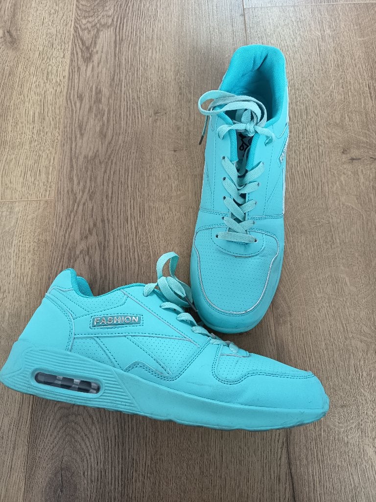 Schoenen, Ophalen of Verzenden, Gedragen, Overige kleuren, Sneakers of Gympen