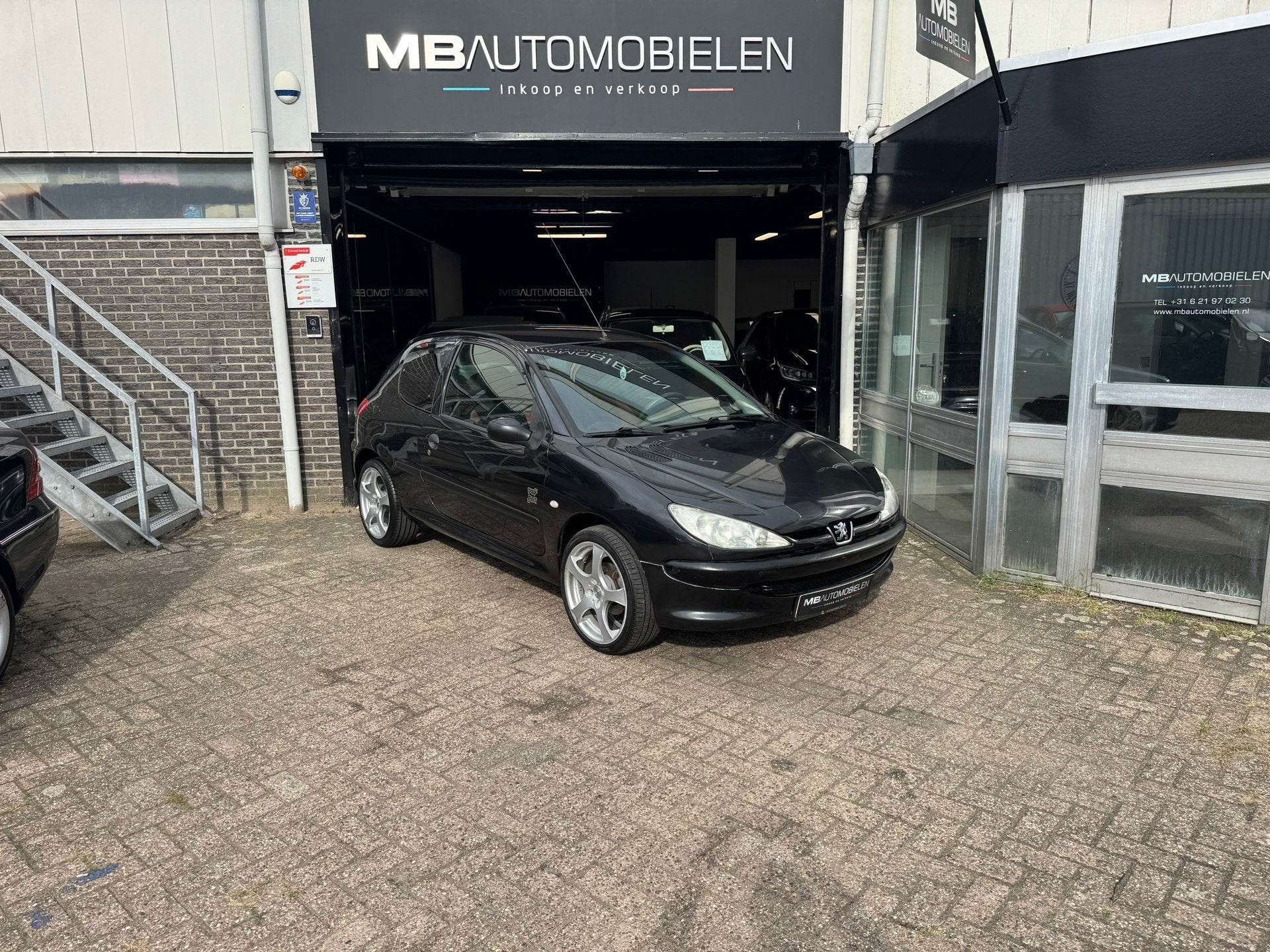 Peugeot 206 1.1 Pop' Art/sport velgen/Apk 07-2027/Zwart/spor, Auto's, Voorwielaandrijving, Gebruikt, 31 €/maand, 4 cilinders