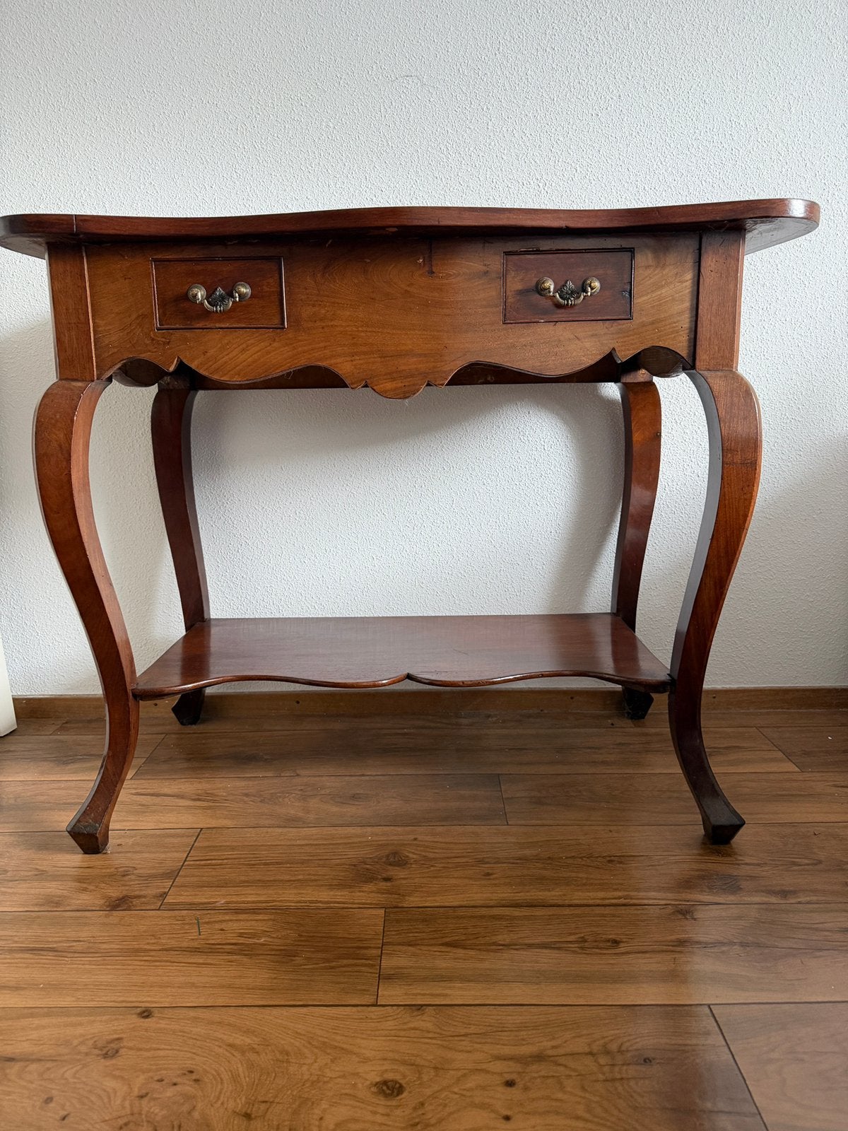Wandtafeltje met 2 lades., Antiek en Kunst, Antiek | Meubels | Tafels, Ophalen