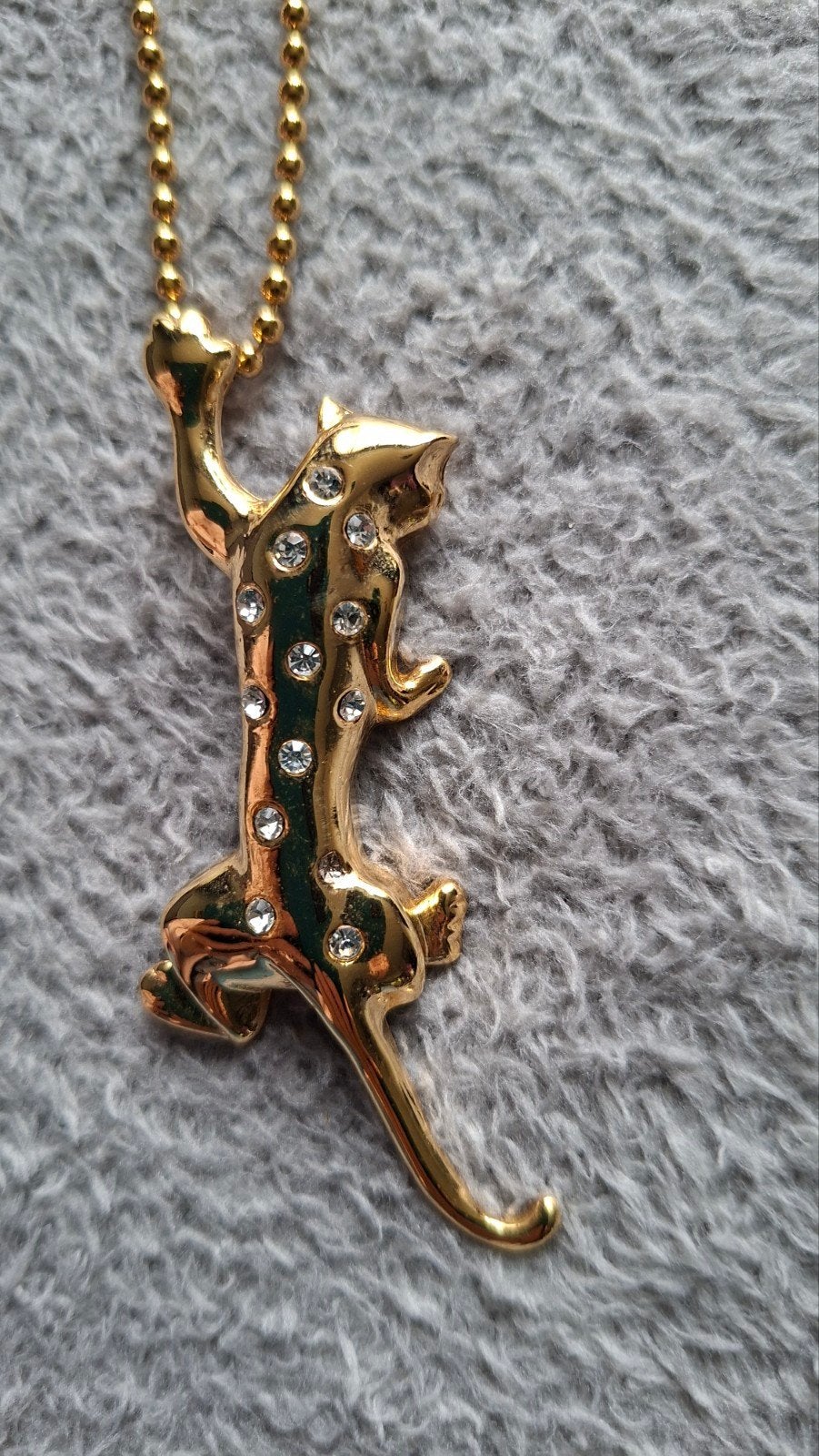 Goudkleurige Panter Ketting met Strass, Overige materialen, Met hanger, Ophalen of Verzenden, Zo goed als nieuw