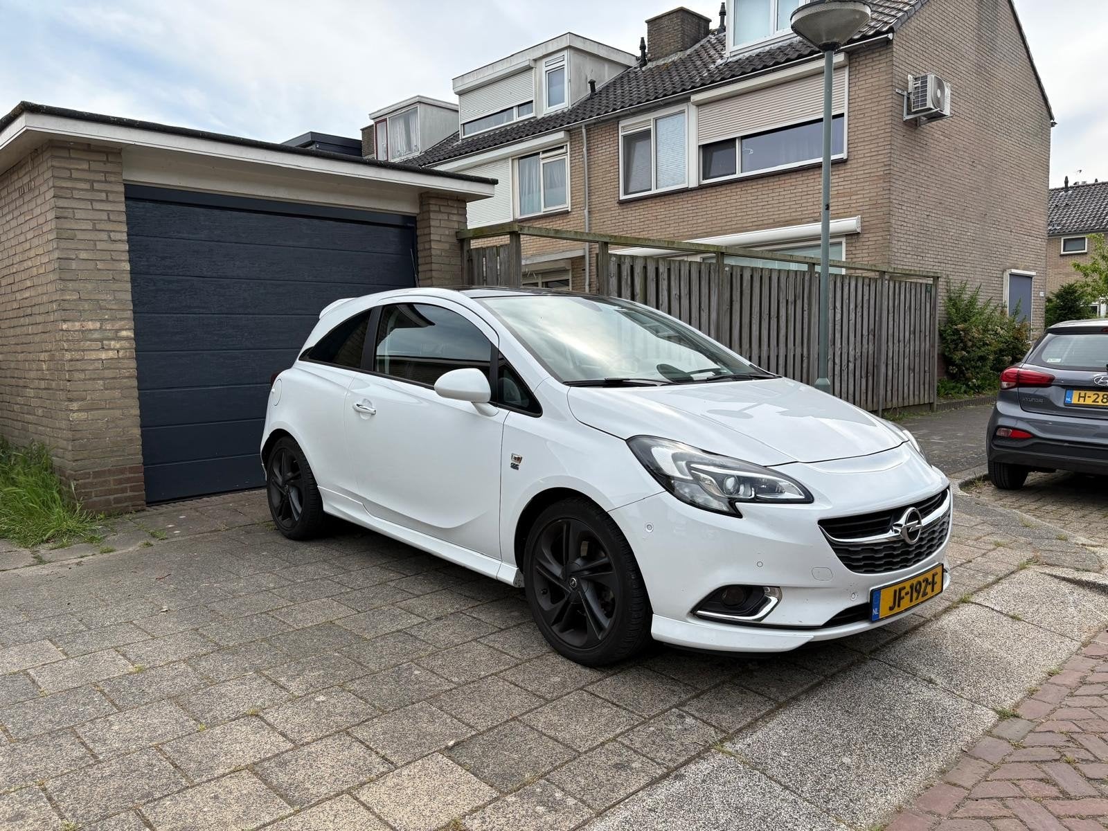 OPEL CORSA OPC-LINE | 1.0 | 90PK | AIRCO | PANO DAK | STOELV, Voorwielaandrijving, 1063 kg, Leder en Stof, Origineel Nederlands