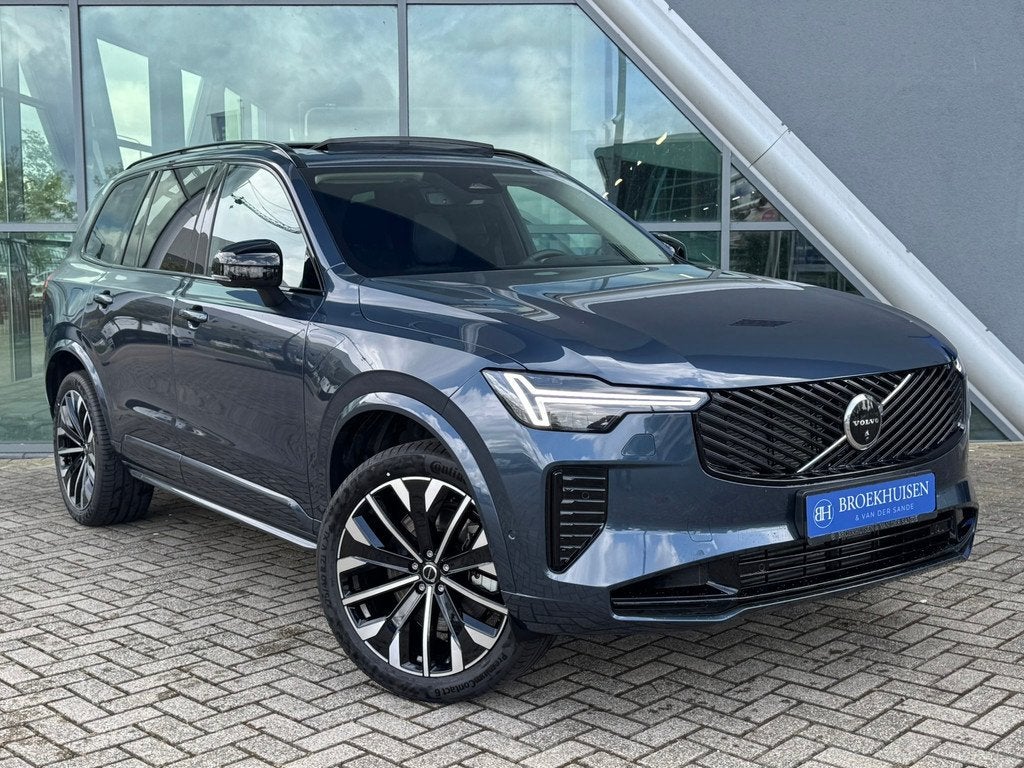 Volvo XC90 2.0 T8 Plug-in hybrid AWD Ultra Dark 455pk Luchtv, Adaptive Cruise Control, Gebruikt, Zwart, 4 cilinders